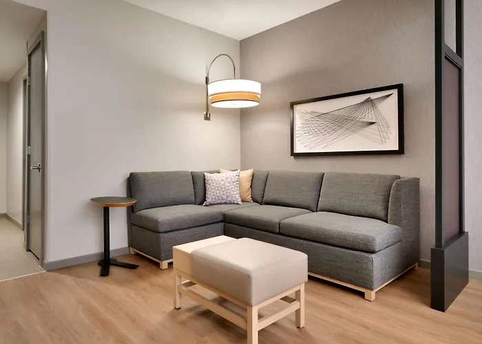 Hyatt Place At Anaheim Resort / Convention Center